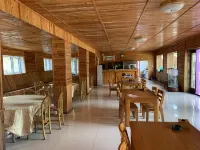 Fenglin Xing'an Deer Garden (Wuying National Forest Park) Hotels in Fenglin County