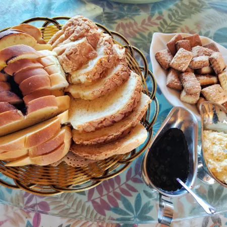 Erguna Najia Home Inn