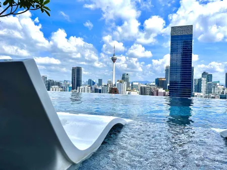 Axon Residence 3 Mins Walk to Bukit Bintang and Pavilion KL Отели рядом с достопримечательностью «UCSI University Block E»