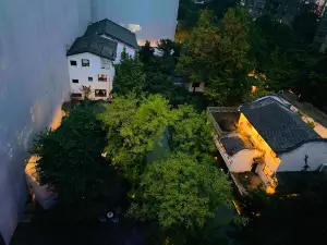 Chengdu Chengshe Hotel (Wenjiang University Town Southwest Caida Branch)