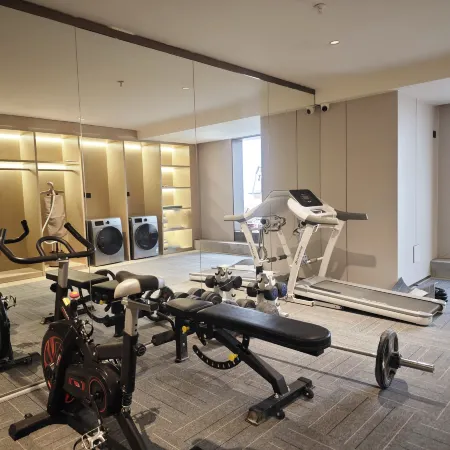 Qiwuyunshang Hotel (Chaohu High-Speed Rail East Station Yuemei Plaza)