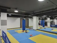 Linhai Jingjiangli City Light Stay (Yintaicheng Yaoda Department Store) - palestra