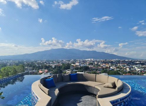 아스트라 스카이 리버 수영장