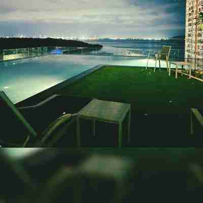 Relax Familystay (Urben suitis)3BR-10pax Hotel Exterior