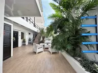 Surf Ranch Tamarindo Hotels in Tamarindo