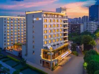 Howard Johnson Life KUNMING Hotels near Fude Station