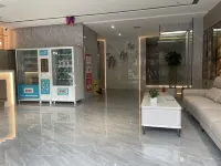 Luoshan Xinrong Garden Hotel