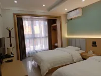 百里杜鵑花間·舍民宿 百里杜鵑普底景區附近的飯店