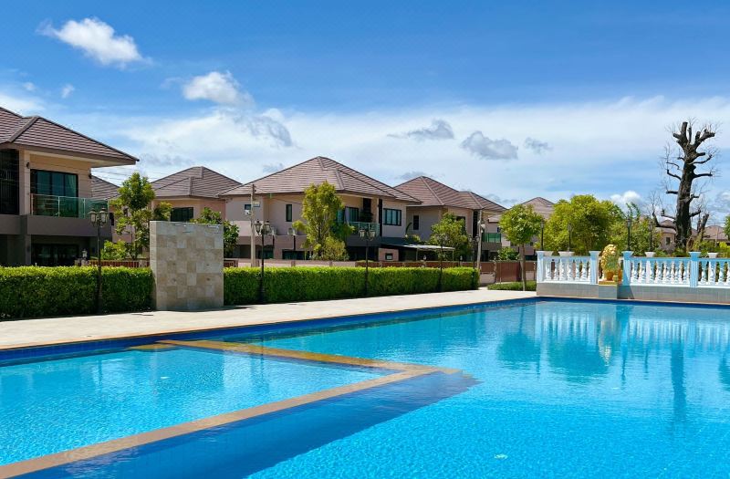 Pattaya Venice Townhouse 3 Bedroom Pool Villa【Near the Floating Market + supermarket at the door 】
