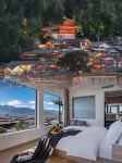 Moon · Yunxi Galaxy lives in the ancient city panoramic hotel (Lijiang Old Town North Store) 용성 호텔