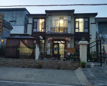 Weishan Wangshuiloutai Homestay Hotels in Weishan