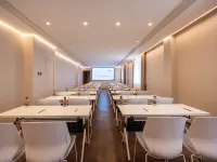 Yi Nian · Fangcun Hotel (Nanchang Tengwangge Store) Hotels near Donghu