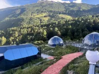 香格里拉雲野山居星空の宿（哈巴雪山） ハバ雪山周辺のホテル