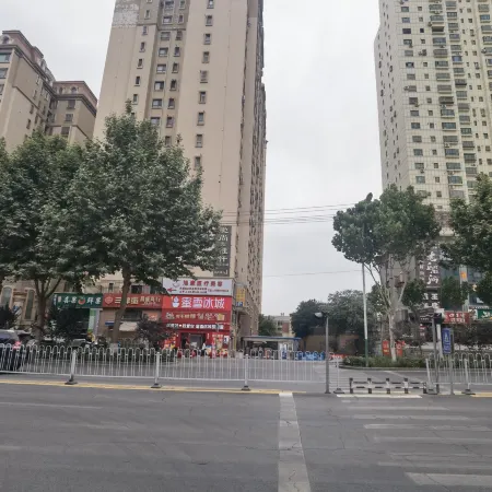 Aksu Left Bank Xiangdi Heshun Yaju Homestay