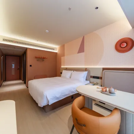 Orange Hotel (Zhoushan Dinghai Ancient City Diamond Building)