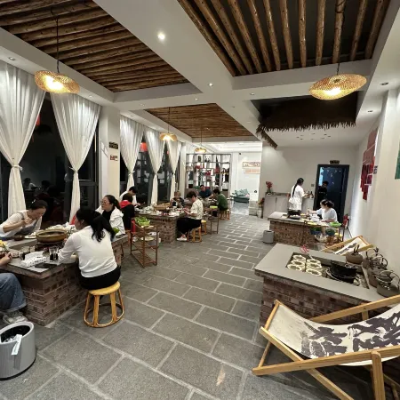 Yuanyang Xiangyunduan Terraced Landscape Homestay