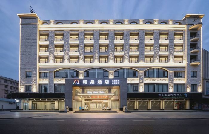 Mingquan Light bamboo Hotel