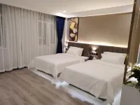 7 Days Premium Hotel (Huludao Suizhong North Station) - parking