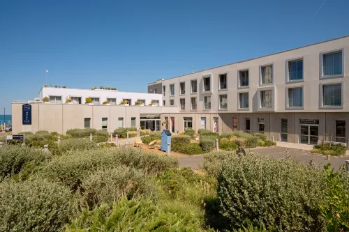 Prévithal Hôtel de la Baie Thalasso et Spa Marin Granville Hôtels à : Granville
