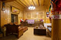 Shangri-La Xiangbai Tibetan Art Academy