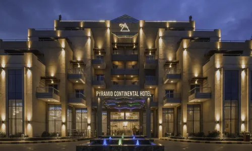 Pyramid Continental Hotel