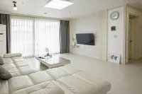 Home Fourest Resort Geoje Hotels near D-Cube Shopping Centre