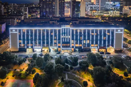 Zhoushan Putuo Maison New Century Hotel