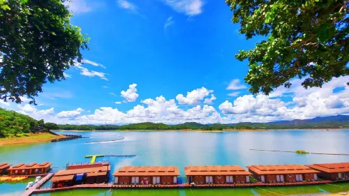 Raya Buri Resort Kanchanaburi Hotels in Si Sawat