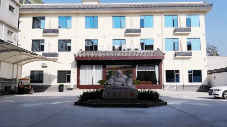 Linhuan Xinwangjia Hotel