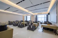 Giri Hotel Hotels in Nanning