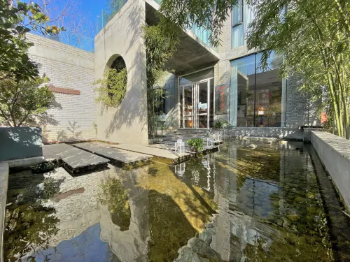 Yiming Book House Leisure & Vacation Homestay (JiaXian guangkuotiandi store) Hotels in Jiaxian
