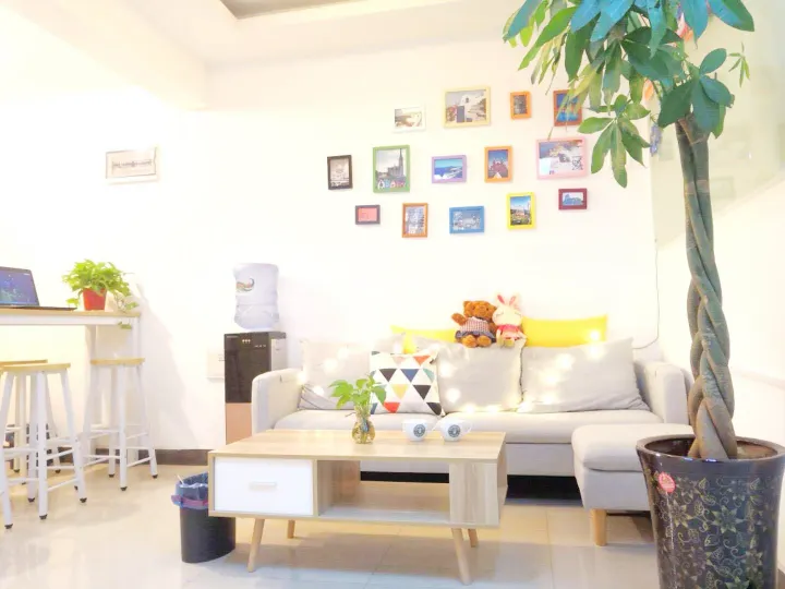 Zhengzhou Little Apple Youth Apartment