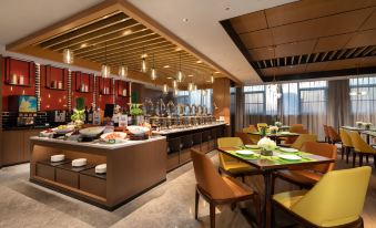 Hampton by Hilton Yangzhou East Railway Station