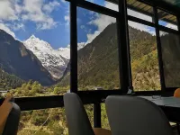 Yubeng impression boutique inn