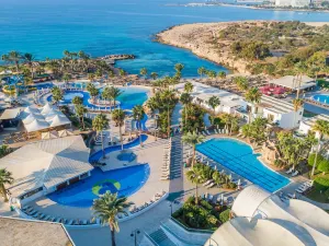 Adams Beach Hotel & Spa