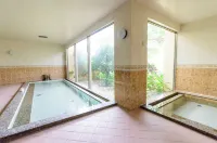 Kanehide Kise Country Club Hotels in Ginoza