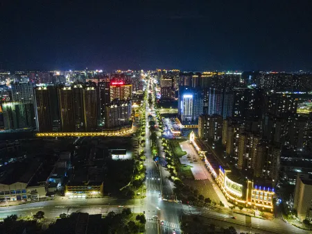 Lavande Hotel Zhaoqing University Qixingyan Xinghu Avenue Store Отели рядом с достопримечательностью «Guangdong Institute of Technology (Dinghu Campus)»