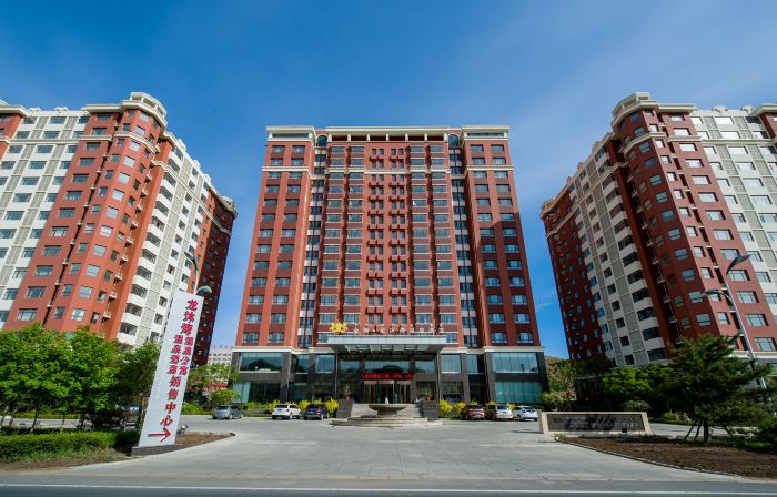 Jinshi Longmuwan Hot Spring Hotel