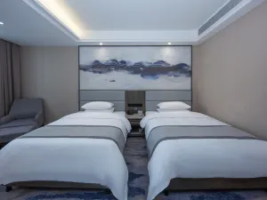Huayi Hotel