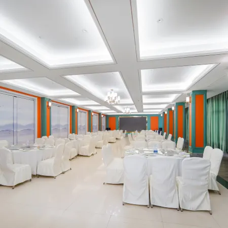 Baiyulan Hotel (Suixi County People's Government Administrative Service Center Branch)