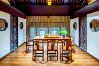 Pingyao Jushan Homestay (Pingyao Ancient City Yingxun Gate) Hotels in Pingyao