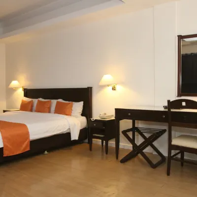 港大酒店 鄰近Iloilo City Hall的酒店