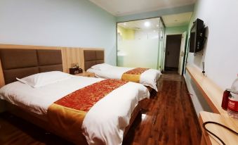 Zitong Aijia Business Hotel