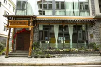 Wanfeng Lin Sandu Guesthouse Hotel in zona Xingyi Normal University for Nationalities