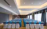Vienna International Hotel (Xishui Xiwangcheng Times Plaza)