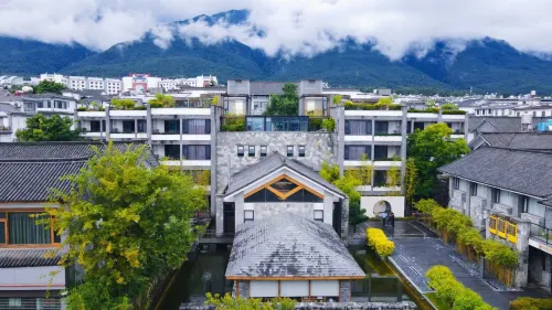 大理古城五彩雲ホテル