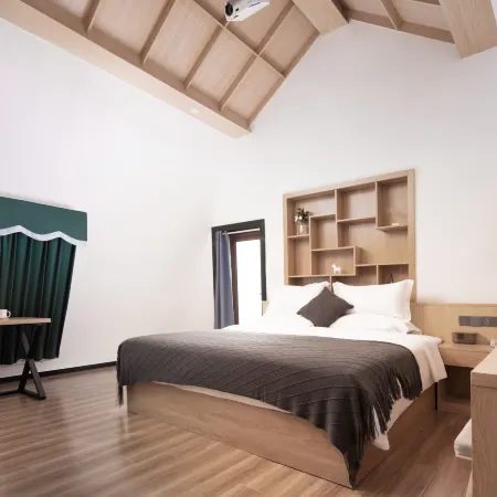 Mango Resort Homestay (Beihai Yintan International Passenger Port Store)