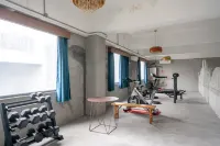 Circle Art Hotel