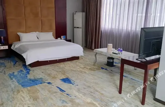 硯山領秀商務酒店