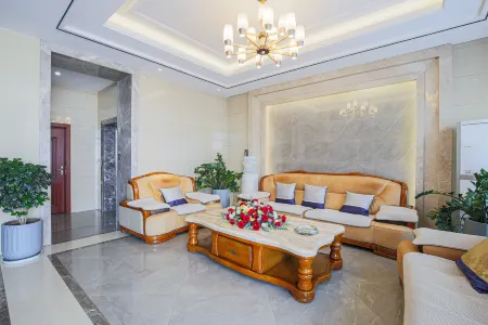 Huaning Zhenxing Hotel